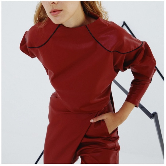Open back top in red leather. - Picture 5 of 5